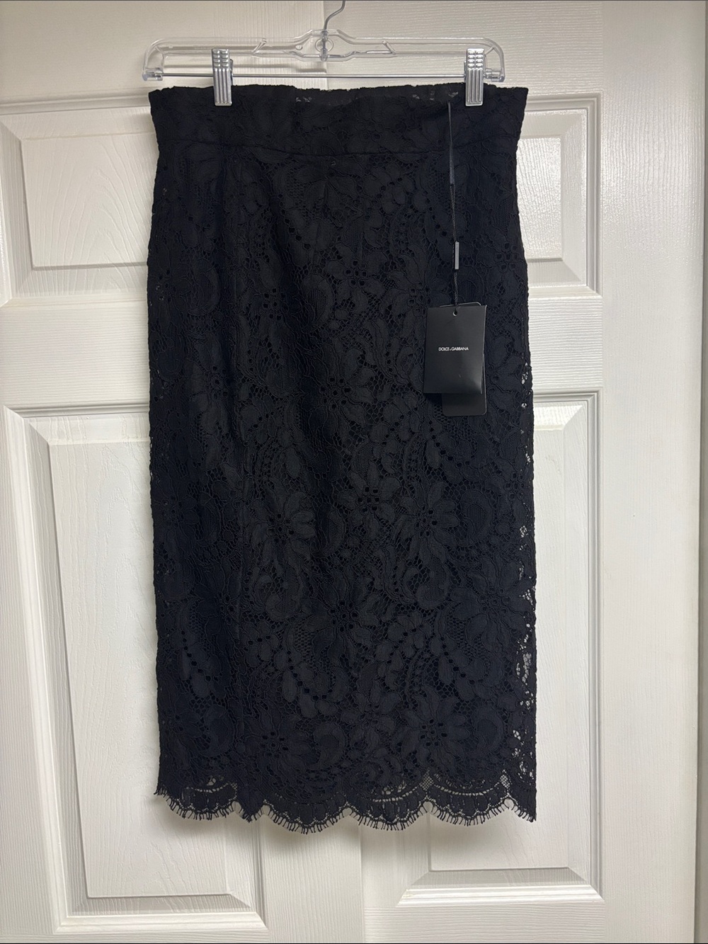 NWT Dolce & Gabanna Black Lace Midi Skirt Size 6 / EU 44 - Picture 2 of 7